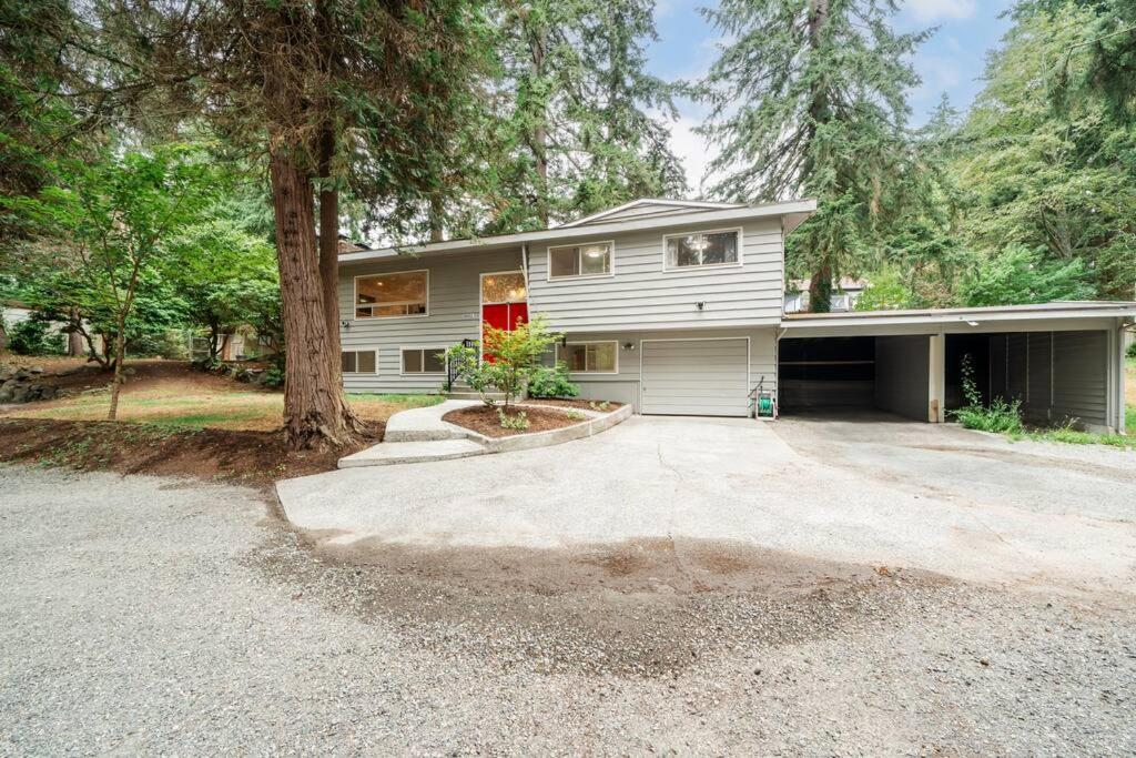 Spacious Two-Story Haven Villa Edmonds Exterior photo